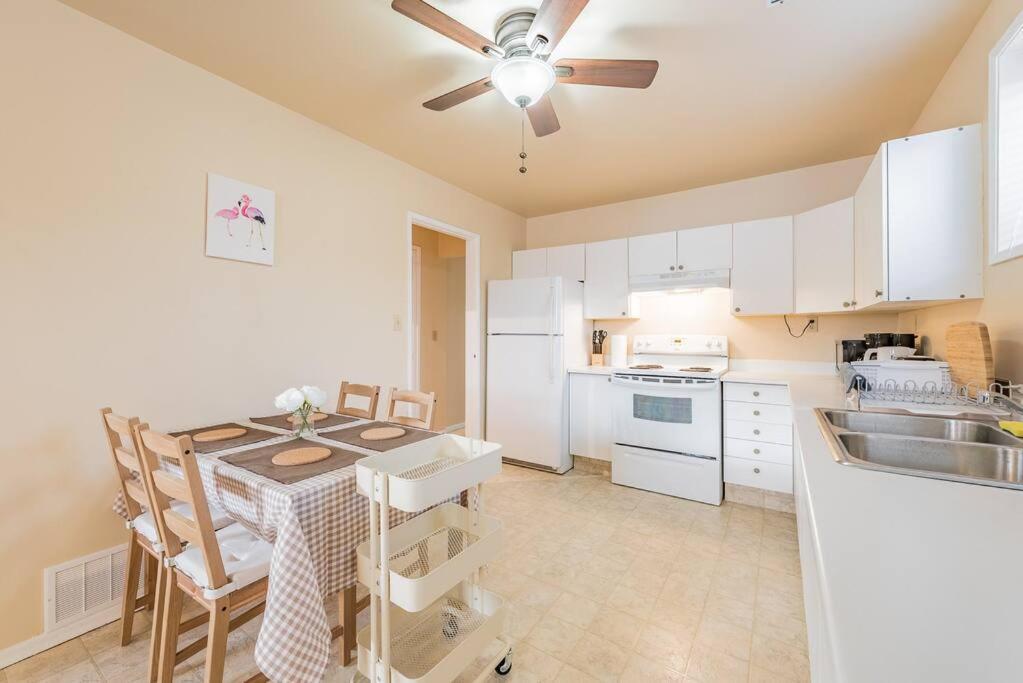 Mt Pleasant Nw 2 Bedrooms 500 YYC Exteriör bild