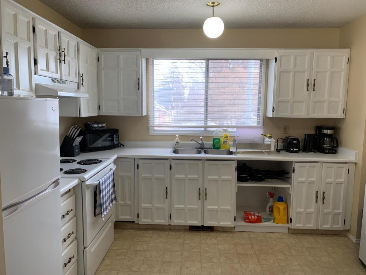 Mt Pleasant Nw 2 Bedrooms 500 YYC Exteriör bild