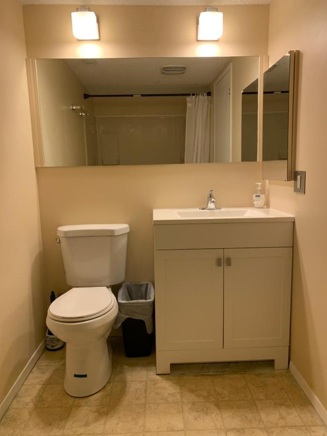 Mt Pleasant Nw 2 Bedrooms 500 YYC Exteriör bild